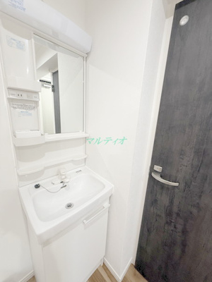【洗面所】 | フェリチタ横川 | 洗面台