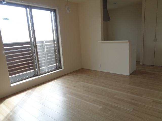 ＢＯＲＩＫＩふじさわ善行　南棟の居間・リビング