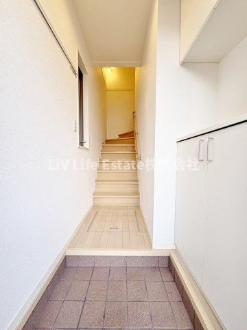 カーサヤマボウシの玄関