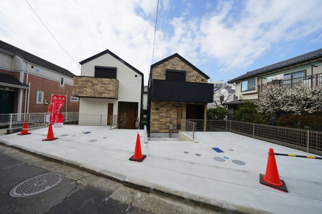 【横浜市保土ケ谷区初音ケ丘29-20全2棟新築戸建て】★仲介手数料無料★（初音が丘小学校・橘中学校）