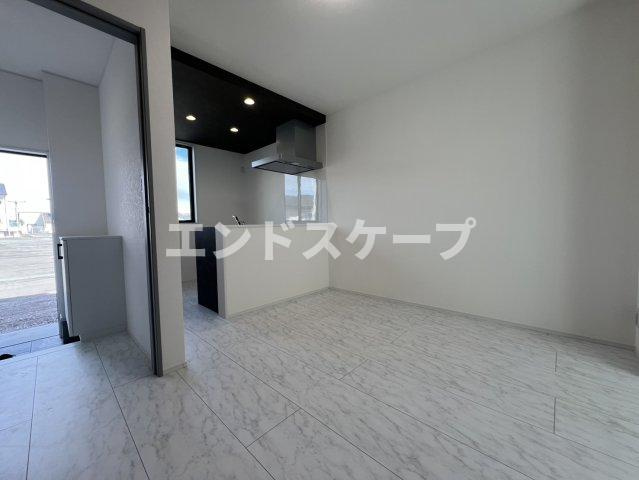 RELUXIA　Aの居間・リビング|高崎、前橋のお部屋探しはエンドスケープまで！お客様の理想お聞かせ下さい♪