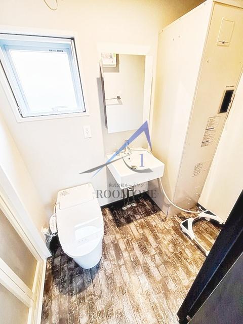 Casa Blanche 武蔵小山の洗面所|独立洗面台です。