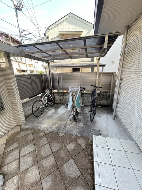 ＧＡＲＤＥＮ ＣＯＵＲＴのその他共用部分|★屋根付き駐輪場★