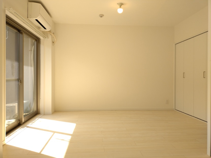 ベル芦屋の洋室