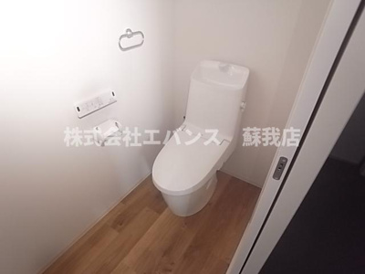 【トイレ】 | NIDO | 落ち着いた色調のトイレです