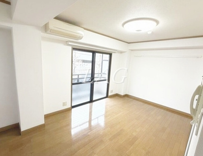 【居間・リビング】 | カーサ・セレッソ | 洋室のお部屋です。