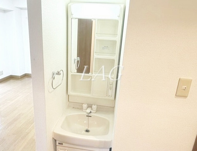 【洗面所】 | カーサ・セレッソ | 洗面台です。