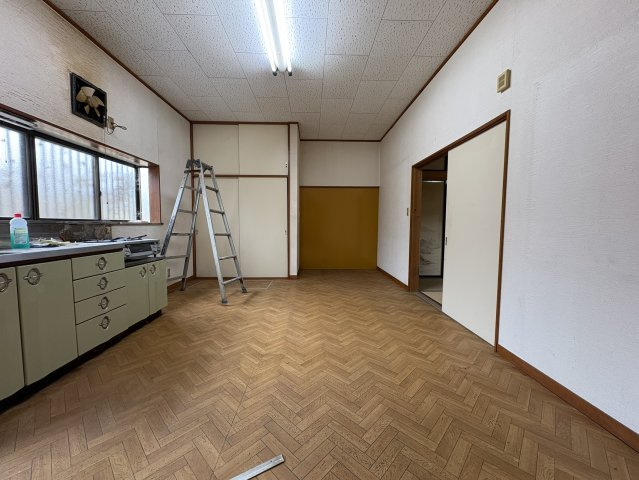 趣ある和空間♪栃木市吹上町の広々とした中古平屋邸のキッチン