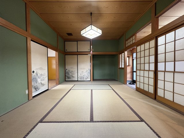 趣ある和空間♪栃木市吹上町の広々とした中古平屋邸の和室