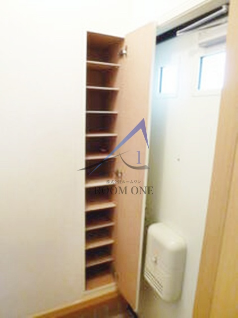 渋谷東４丁目アパートの玄関|玄関です。