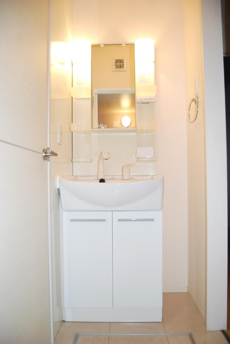 国分寺市本多４丁目のアパートの洗面所