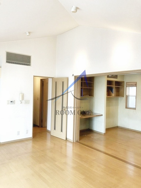 蘭聚瀬田ランジュセタの居間・リビング|洋室のお部屋です。