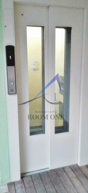 雑司ヶ谷キリスト教会雑司ヶ谷ハウスのその他共用部分|エレベーターです。