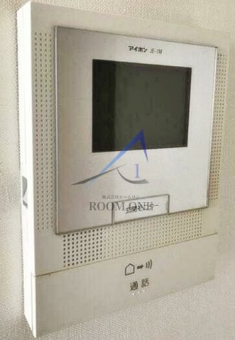 雑司ヶ谷キリスト教会雑司ヶ谷ハウスのセキュリティ|モニター付きインターホンです。