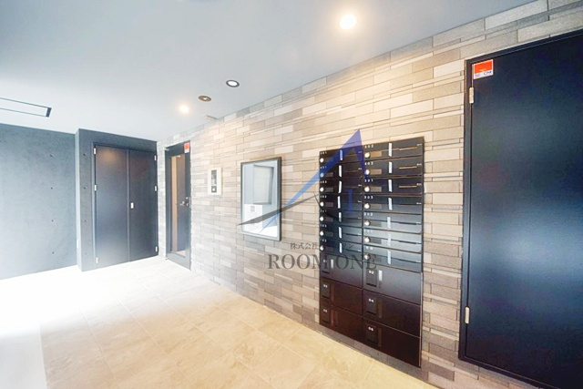 ＬｉｖｅＦｌａｔ門前仲町のその他共用部分|宅配ボックスです。