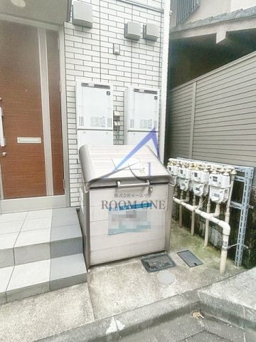 ヴァンガード北新宿のその他共用部分|ゴミ置き場です。