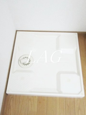 【設備】 | アオバハイツ | 室内洗濯機置き場です。