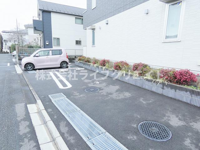 グランメールの駐車場