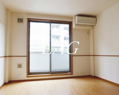 【居間・リビング】 | ジャスティス | 洋室のお部屋です。