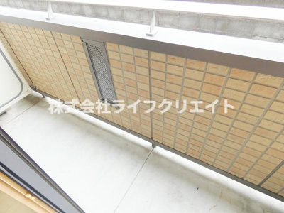 【バルコニー】 | リヴェール石田