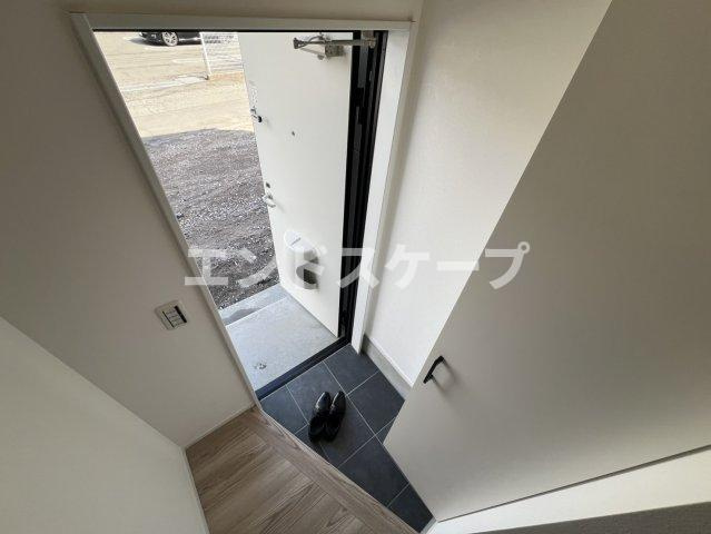 RELUXIA　Aのエントランス|高崎、前橋のお部屋探しはエンドスケープまで！お客様の理想お聞かせ下さい♪