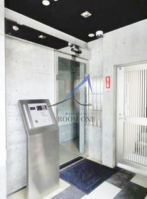 秋葉原　デ・プレのセキュリティ|オートロックです。