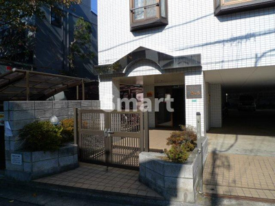 【エントランス】 | フォレストヴィラ