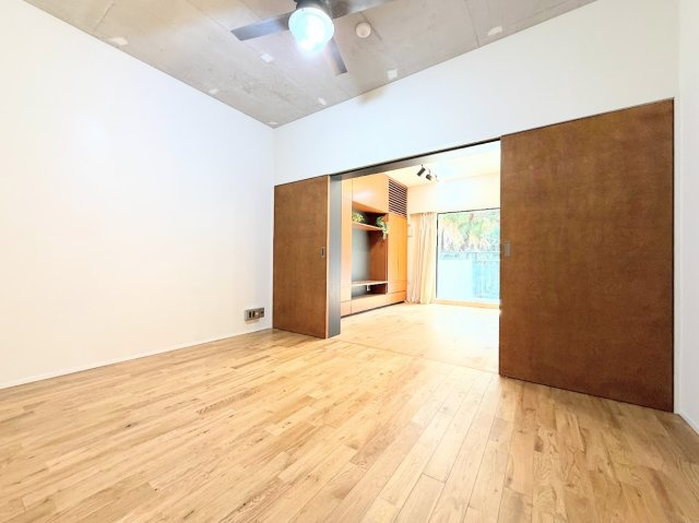 【洋室】 | 藤和日吉ホームズ | ◆気持ちの良い風が室内へ入り込む居室。家具を配置しても広々ご利用いただけます！！