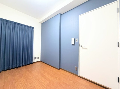 【洋室】 | 藤和日吉ホームズ | ◆子どものスタディ空間として、あるいは書斎やホビールームとして生活スタイルに合わせて使えるプライベートルーム。居心地のいい落ち着いたインテリアが似合います。