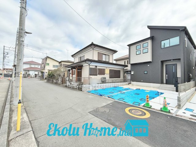 昭島市福島町７期　全３棟　３号棟の前面道路含む現地写真