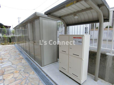 【その他共用部分】 | サニーサーガ | 宅配ＢＯＸ付きでいつでも荷物を受け取れます。