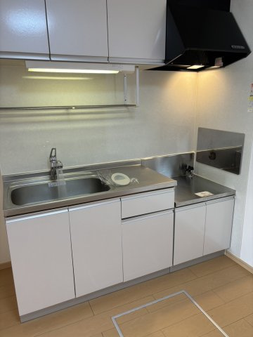 スローモーションのキッチン