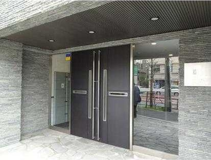 レジデンシャルステートタワー南千住のエントランス