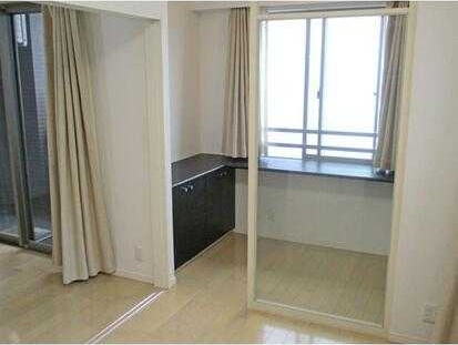 レジデンシャルステートタワー南千住の洋室|書斎