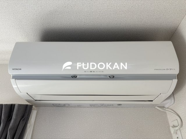 天童市柏木町２丁目【中古住宅】の冷暖房・空調設備|!エアコンが標準装備の当物件は、リビングと寝室に設置されております。リビングは高効率のエアコンのため、家計にも優しいですね。詳細は現地にてご説明いたします！
