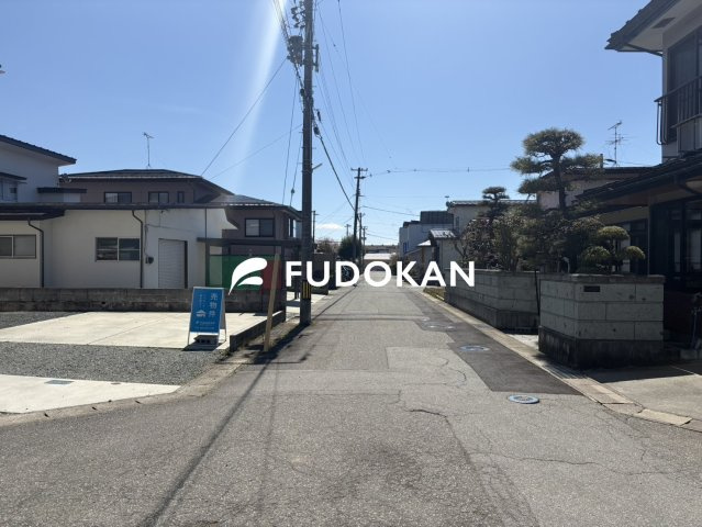 天童市柏木町２丁目【中古住宅】の前面道路含む現地写真|前面道路