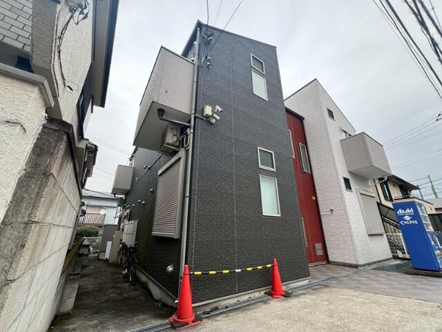 横浜市神奈川区斎藤分町のアパートの画像