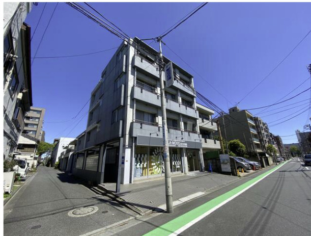 第二ラサハウスの外観