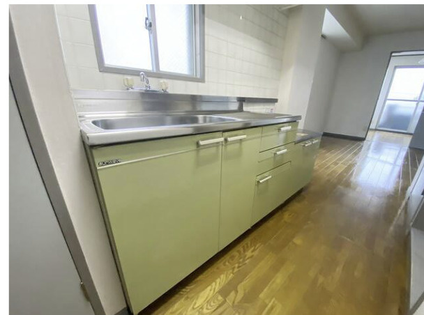 第二ラサハウスのキッチン