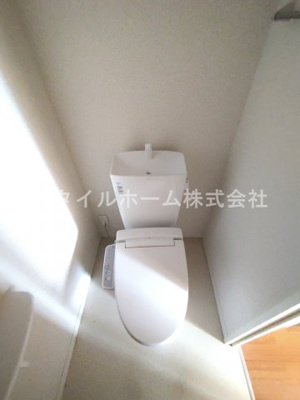 【トイレ】 | フィーコート新栄 | 別部屋写真です。