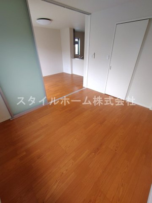 【居間・リビング】 | フィーコート新栄 | 別部屋写真です