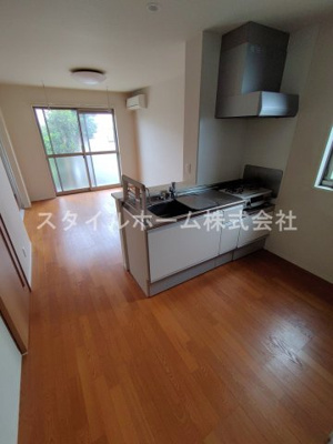 【居間・リビング】 | フィーコート新栄 | 別部屋写真です