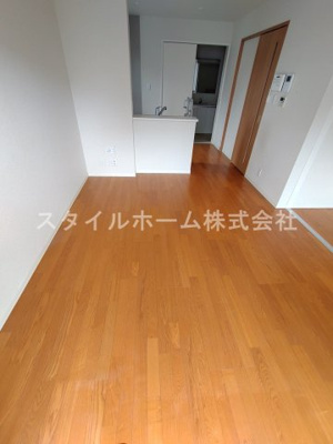 【居間・リビング】 | フィーコート新栄 | 別部屋写真です。