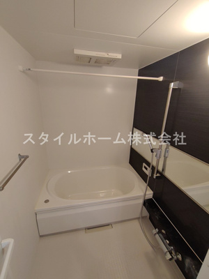 【浴室】 | フィーコート新栄 | 別部屋写真です。