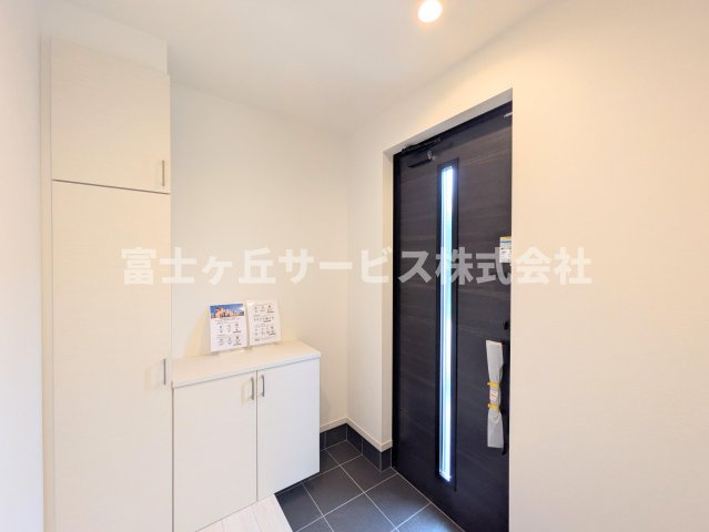 【玄関】 | 浜松市浜名区内野台1丁目 新築一戸建て | 玄関です