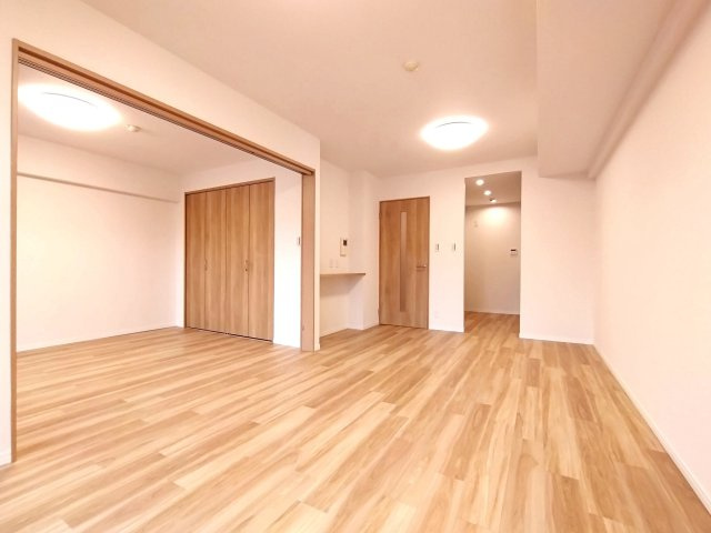 グラン・コート六ッ川ガーデンの居間・リビング