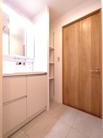 グラン・コート六ッ川ガーデンの独立洗面台