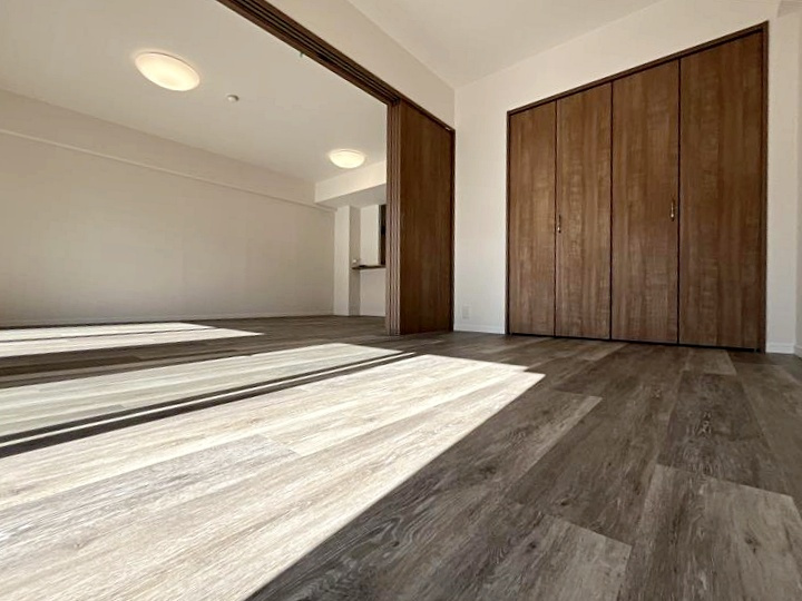 エルフィーノ横浜・市沢の丘の洋室