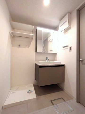 ベルヴィーユ百合ヶ丘の独立洗面台