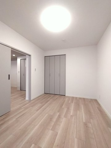 ベルヴィーユ百合ヶ丘の洋室